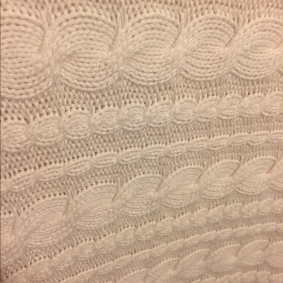 Knit, Banana Republic 3/4 Sleeve Length Sweater - Picture 3 of 4